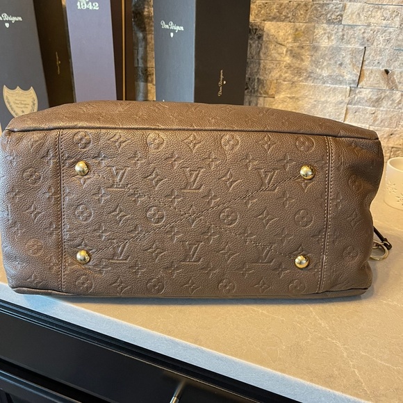 Louis Vuitton artsy - Picture 10 of 11